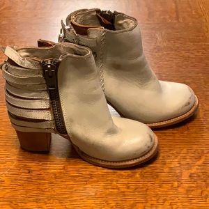 Freebird Ankle Boots, Gray, size 5